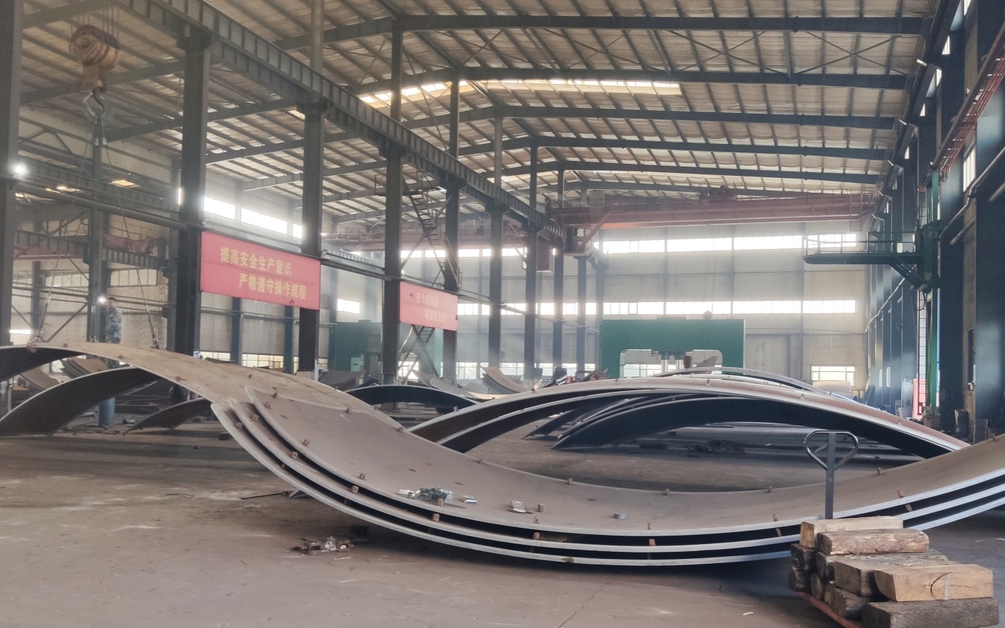 儲罐容器_壓力容器_低溫儲罐_菏澤花王壓力容器